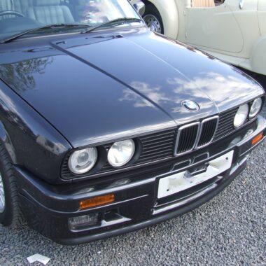 BMW 323i E30 series