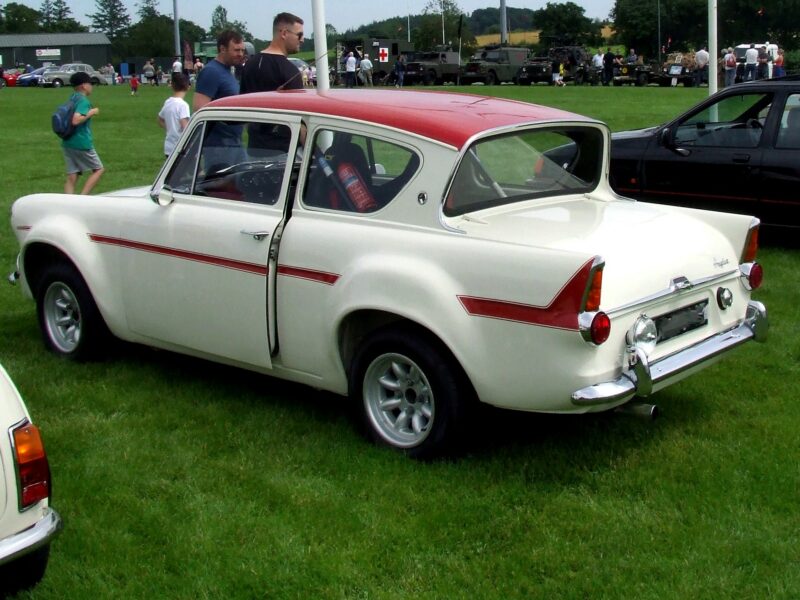 Ford Anglia-modified
